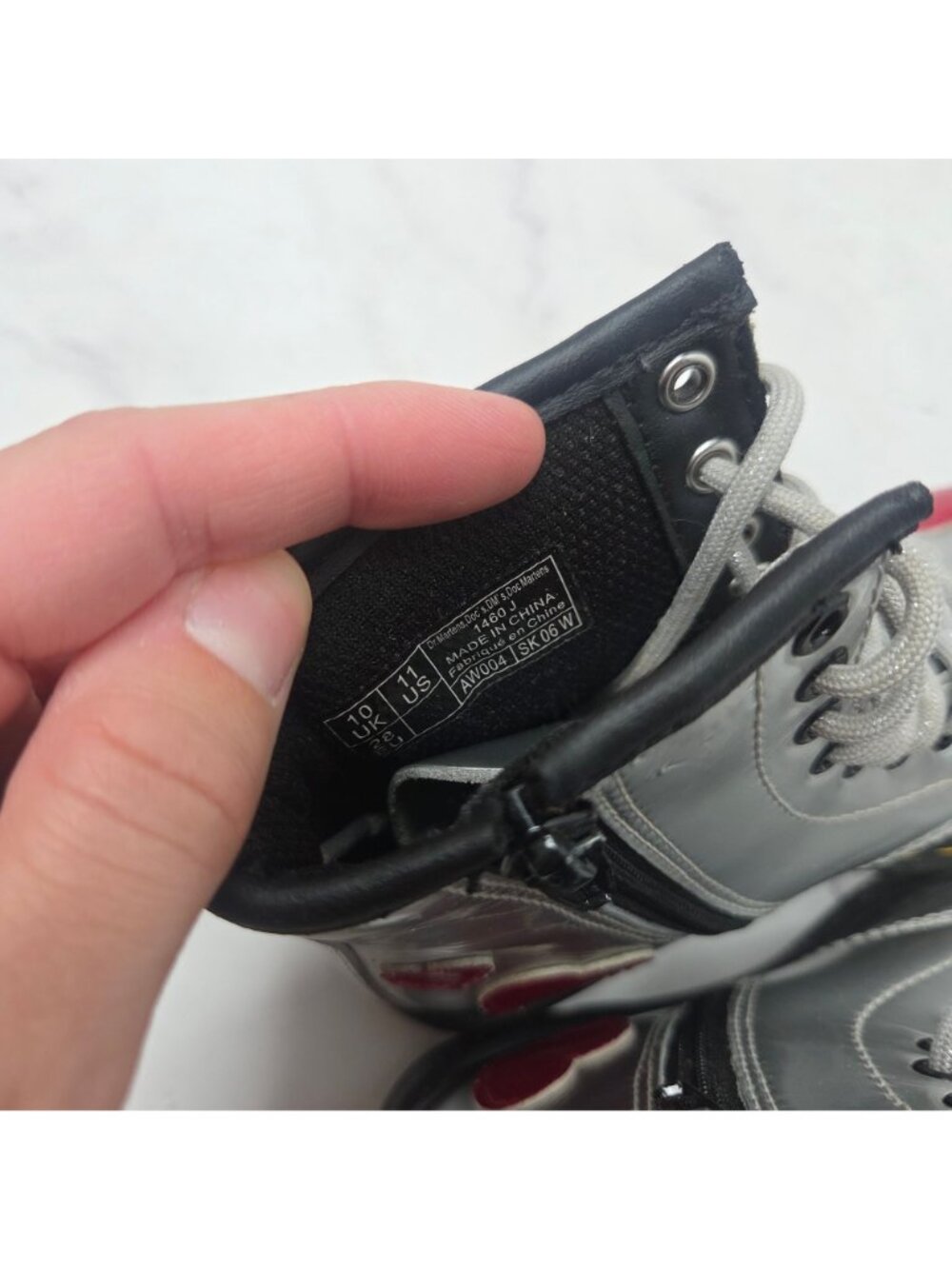 Dr. Martens 1460J Heart Silver Heart Boots Booties Leather Girls Size 11 - Picture 8 of 8